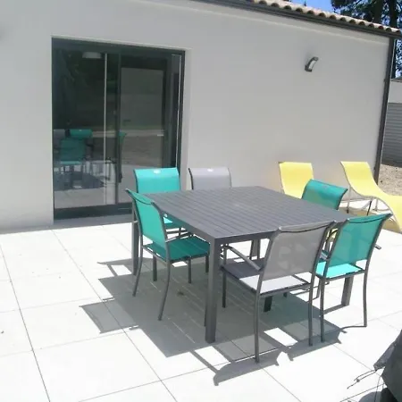 Maison Les Mathes, 4 Pieces, 6 Personnes - Fr-1-305-1348 *